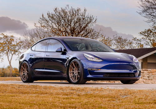 特斯拉Model 3